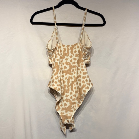 Aerie One Piece Wrap Full Coverage Leopard Bathing Suit Size Medium - Picture 8 of 11